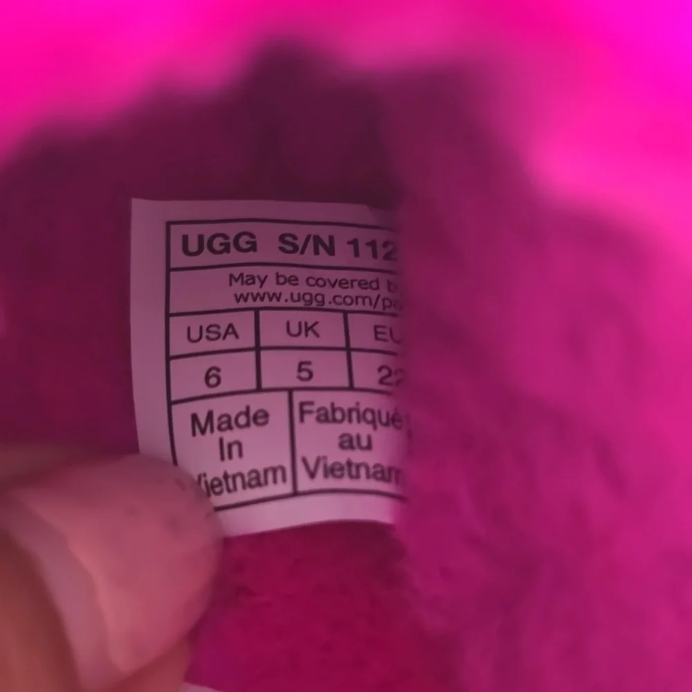 UGG Fluff Yeah Clog-  Toddler Girl's Pink Sz 6